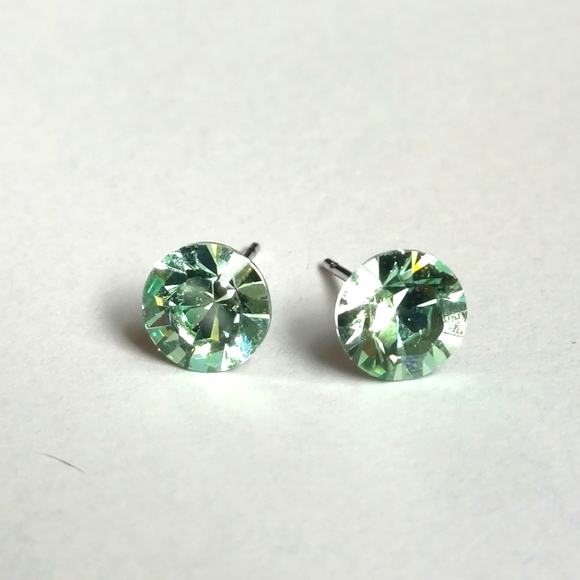 Swarovski Elements Stud Earrings - Picture 1 of 2